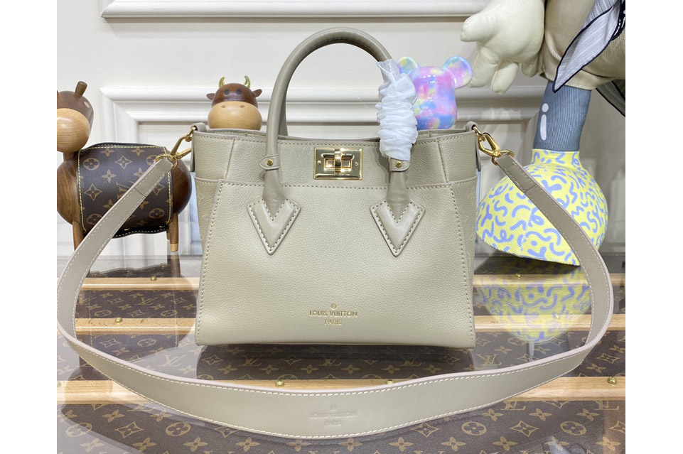 Louis Vuitton M20600 LV On My Side PM tote bag in Beige Calf leather and perforated calf leather