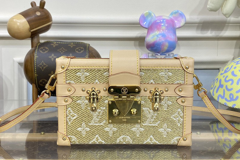 Louis Vuitton M22882 LV Petite Malle handbag in Beige Monoglam coated canvas