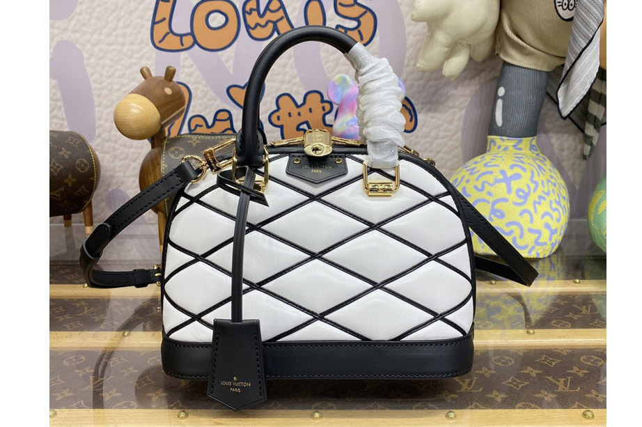 Louis Vuitton M23761 LV Alma BB handbag in White Lamb leather