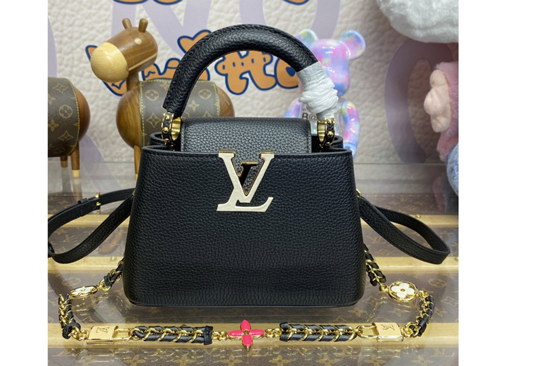 Louis Vuitton M23950 LV Capucines Mini handbag in Black Taurillon leather