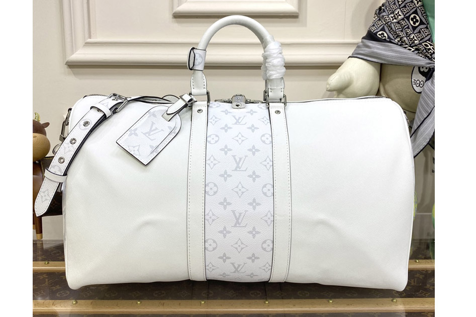 Louis Vuitton M30885 LV Keepall 50 Bandoulière bag in Monogram coated canvas and Taiga cowhide leather