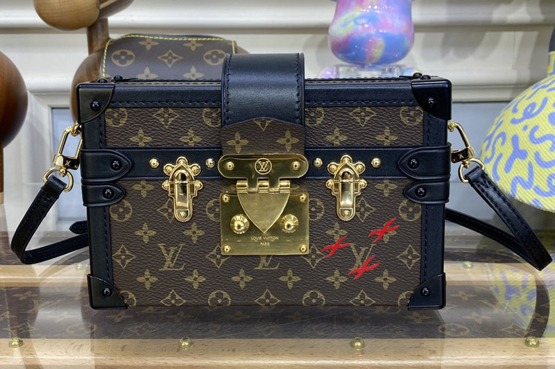 Louis Vuitton M45943 LV Petite Malle handbag in Monogram canvas