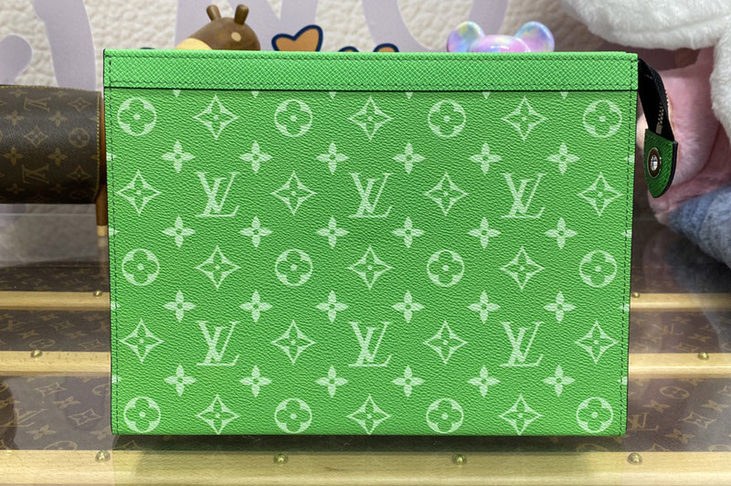 Louis Vuitton M61692 LV Pochette Voyage MM in Green Taiga cowhide leather and Monogram Eclipse coated canvas