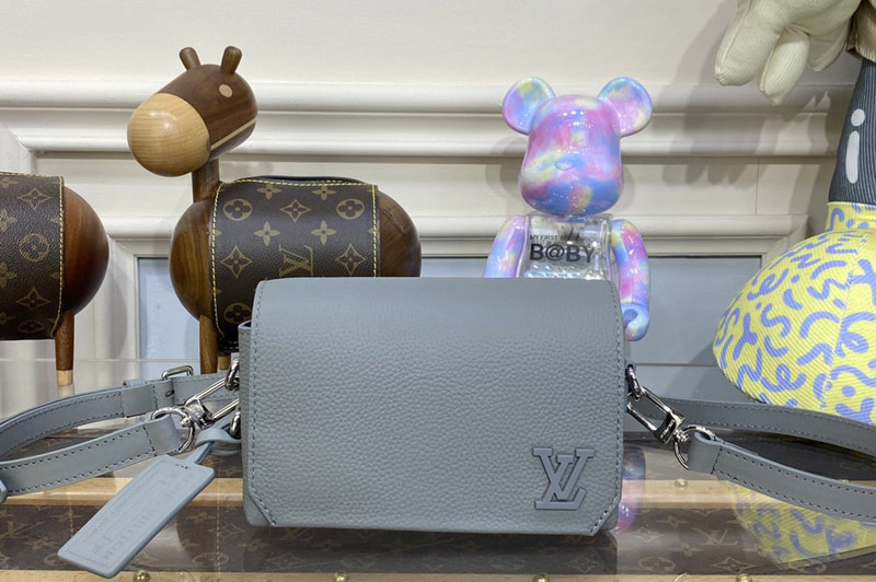 Louis Vuitton M82085 LV Fastline Wearable Wallet in Gray Cowhide leather