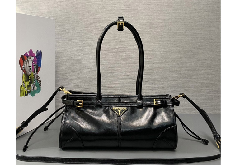Prada 1BA426 Medium leather handbag in Black Leather