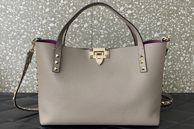 Valentino Garavani Rockstud grainy calfskin bag in Gray Leather