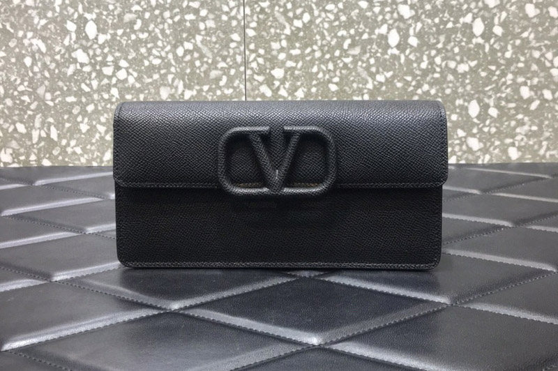Valentino Garavani VLOGO textured-leather wallet in Black Leather