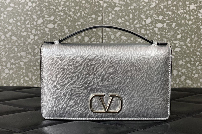 Valentino Garavani Vlogo Signature Wallet With Chain in Silver Leather
