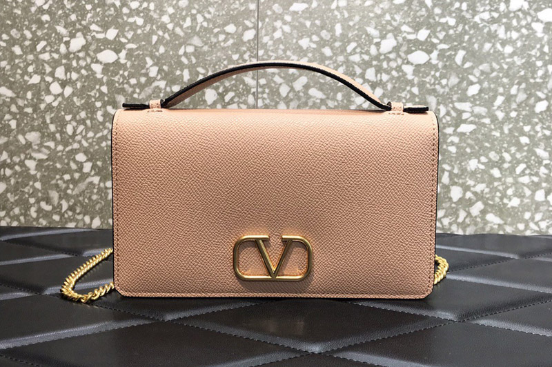 Valentino Garavani Vlogo Signature Wallet With Chain in Pink Leather
