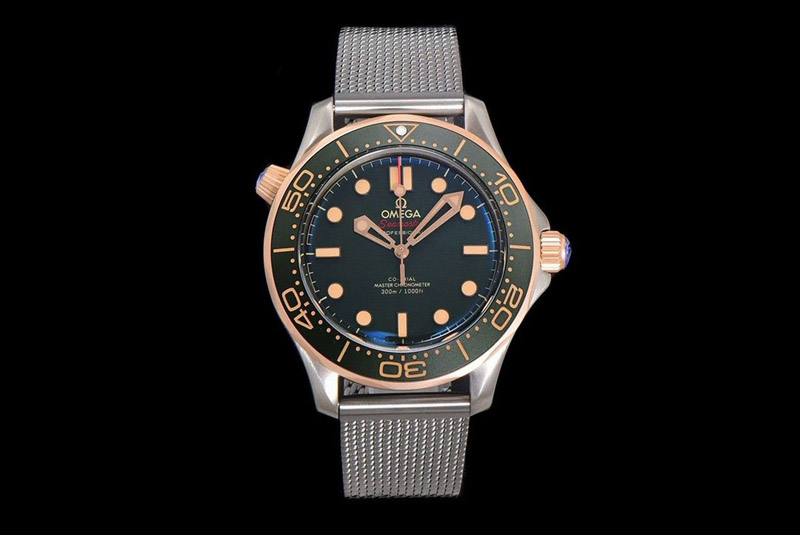 Omega Seamaster 300M Diver Titanium/Bronze VSF 1:1 Best Edition Green Dial on Titanium Mesh Bracelet A8806