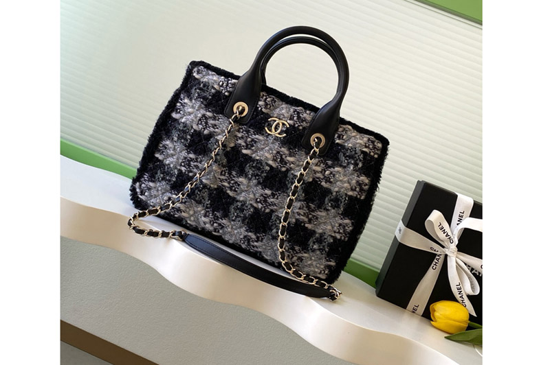 CC AS5688 Small Shopping Bag in Black & Gray Tweed