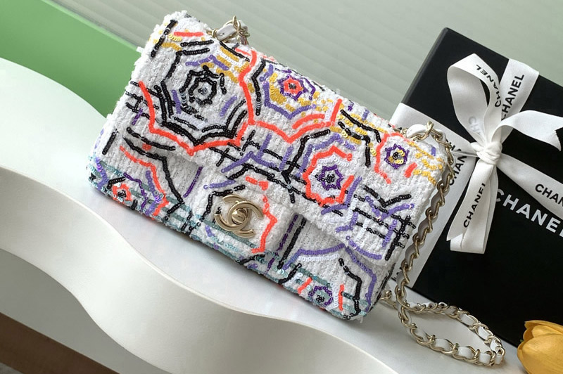 CC Flap Bag in Fringed Sequins