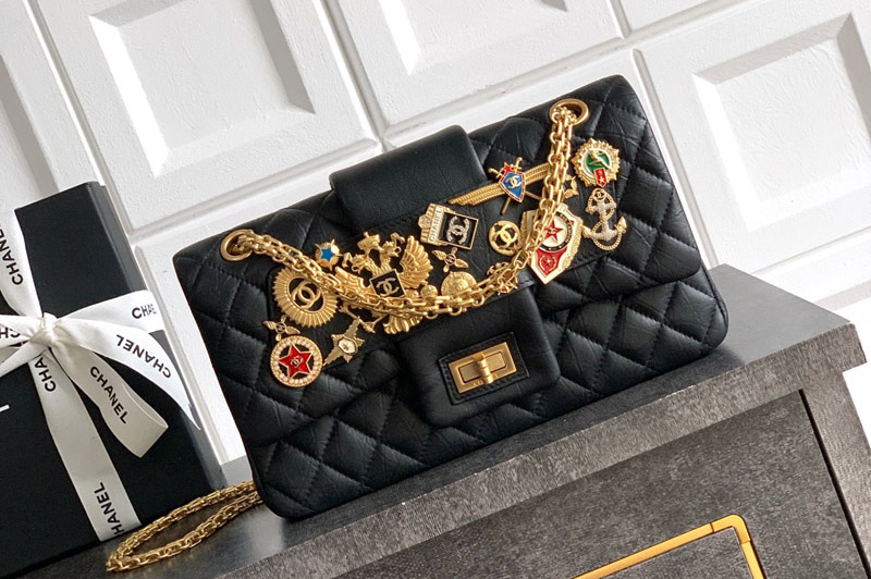 CC 2.55 Handbag in Black Leather