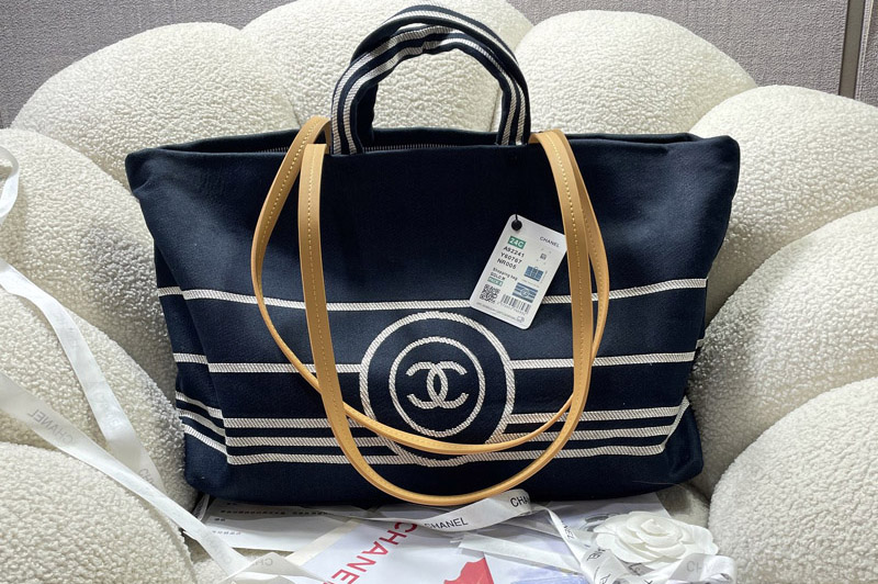 CC Tote Bag in Blue