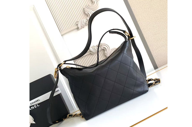CC Small Hobo Bag in Black Leather