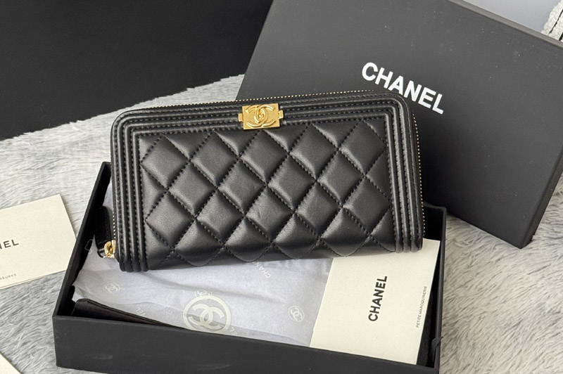 CC Long Wallet in Black Leather