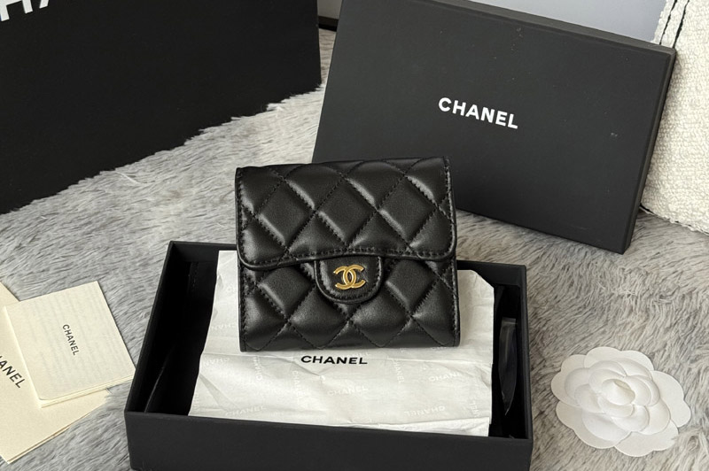 CC AP0231 Classic Small Flap Wallet in Black Leather