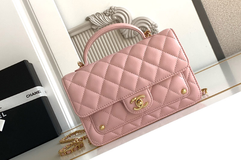 CC Clutch With Chain In Pink Leather