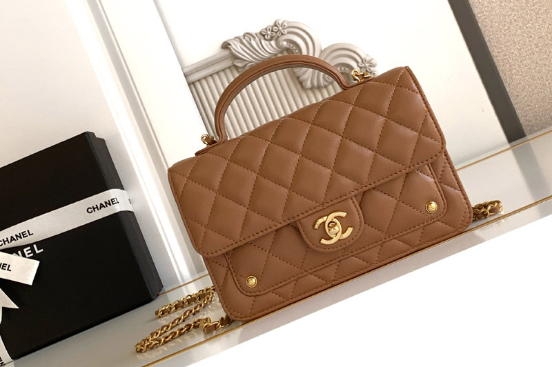 CC Clutch With Chain In Brown Leather