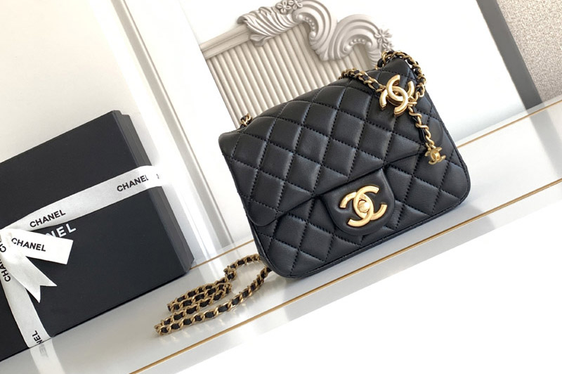 CC Mini Flap Bag in Black Leather