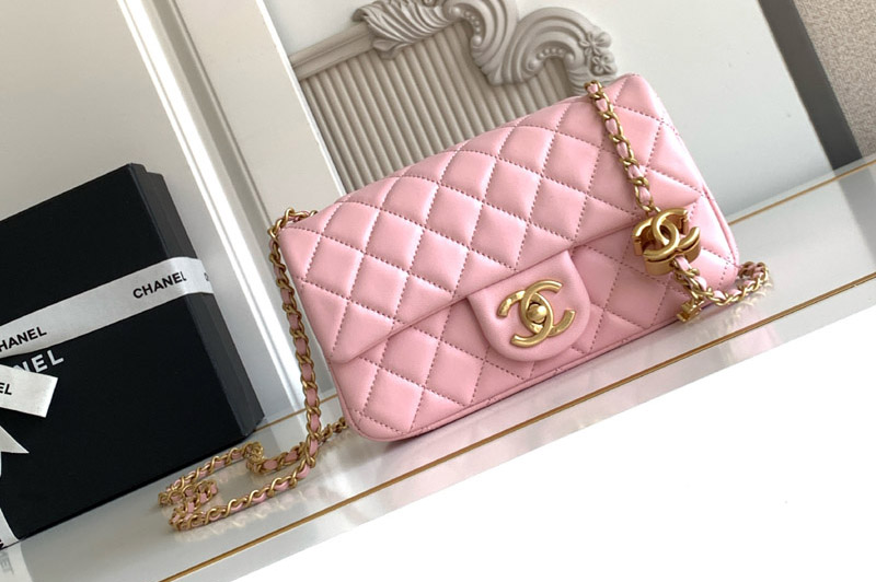 CC Mini Flap Bag in Pink Leather