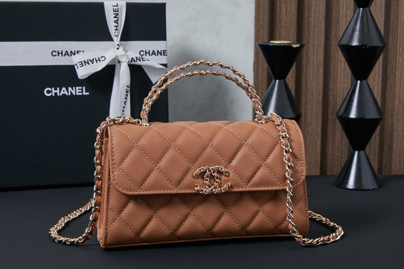 CC Clutch With Chain in Brown Leather
