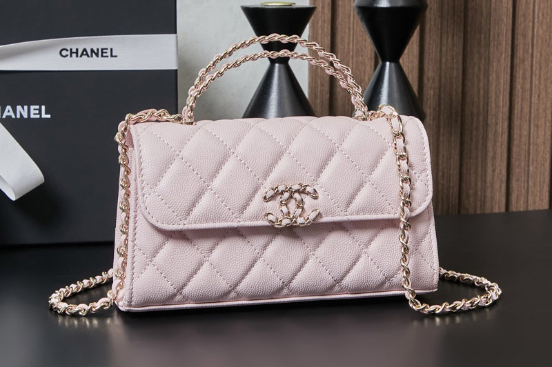 CC Clutch With Chain in Pink Leather