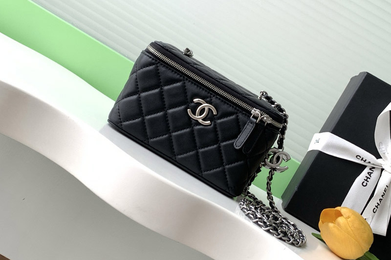 CC Long Vanity With Chain in Black Leather