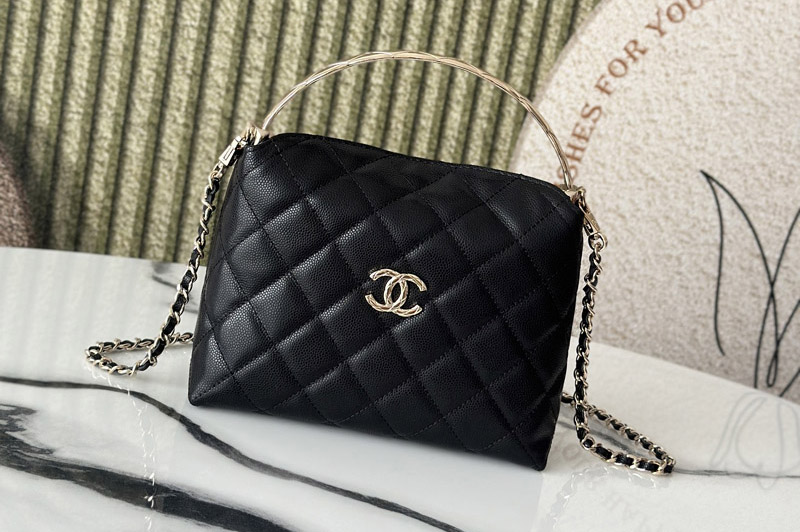 CC AP4800 Clutch With Chain in Black Leather
