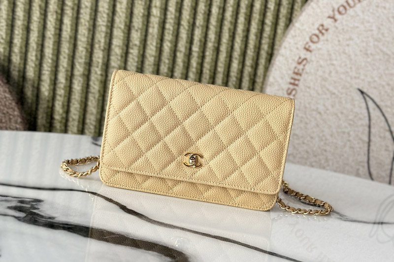 CC AP4241 Wallet On Chain in Yellow Leather