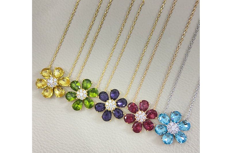 Van Cleef & Arpels Necklace