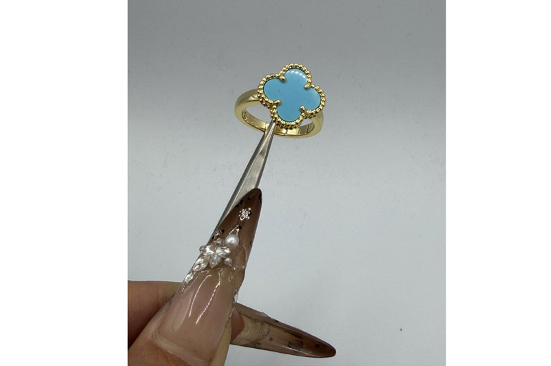 Van Cleef & Arpels Ring