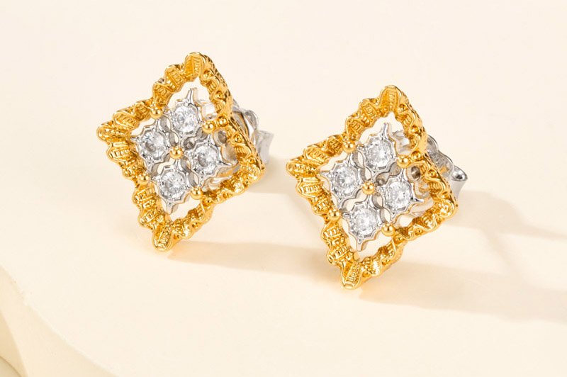 Buccellati Earrring