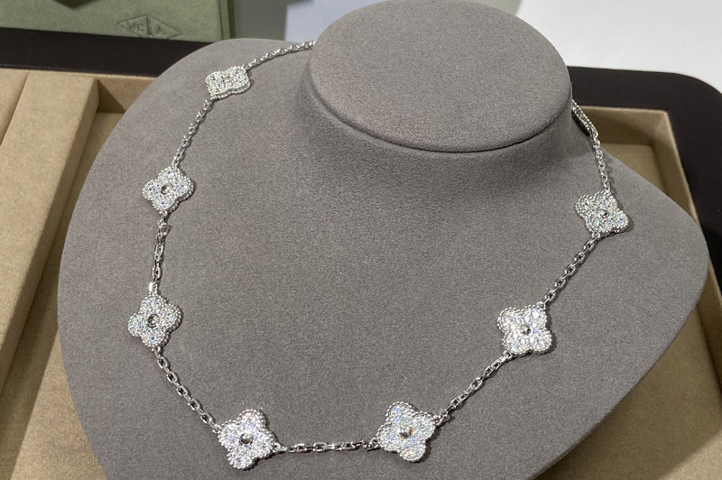 Van Cleef & Arpels Necklace