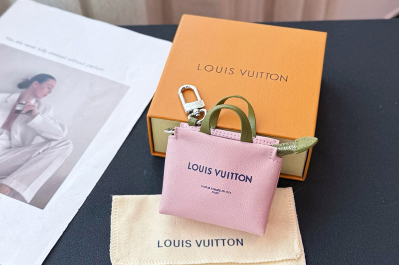 Louis Vuitton M03136 LV Mini Shopper Bag Charm
