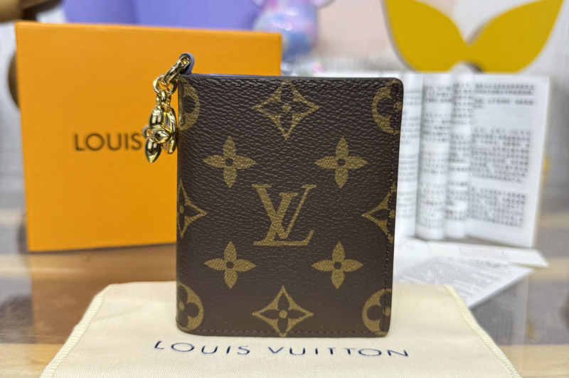 Louis Vuitton M14613 LV Charms Pocket Wallet