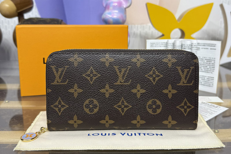 Louis Vuitton M14815 LV Zippy Wallet
