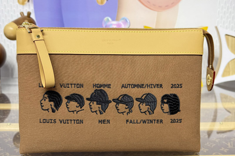 Louis Vuitton M25868 LV Pochette Voyage Souple Bag