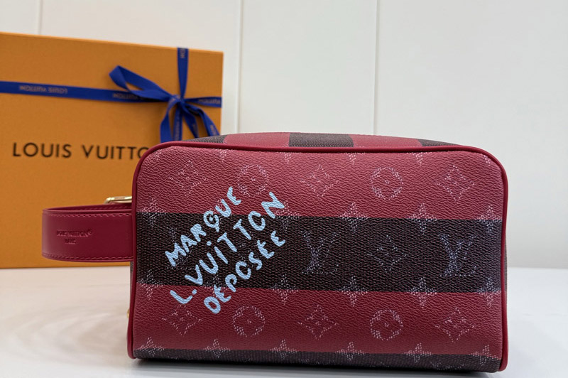 Louis Vuitton M25902 LV Locker Dopp Kit bag