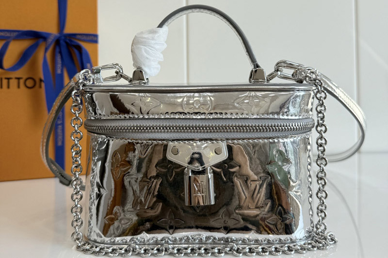 Louis Vuitton M26097 LV Vanity Chain Pouch