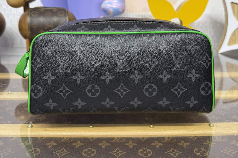 Louis Vuitton M26433 LV Dopp Kit toiletry bag