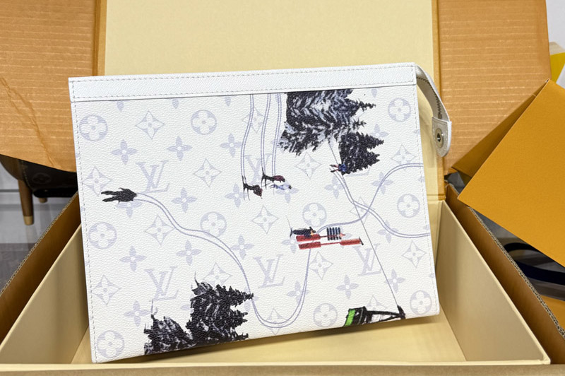 Louis Vuitton M61692 LV Pochette Voyage MM Bag