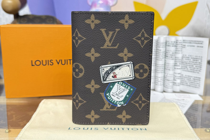 Louis Vuitton P01946 LV Passport Cover Mon Monogram