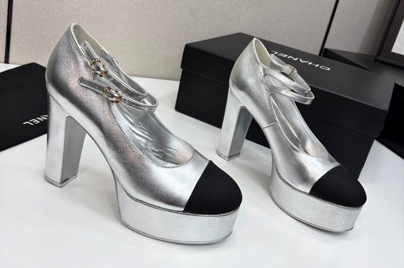 CC High-Heeled Shoe