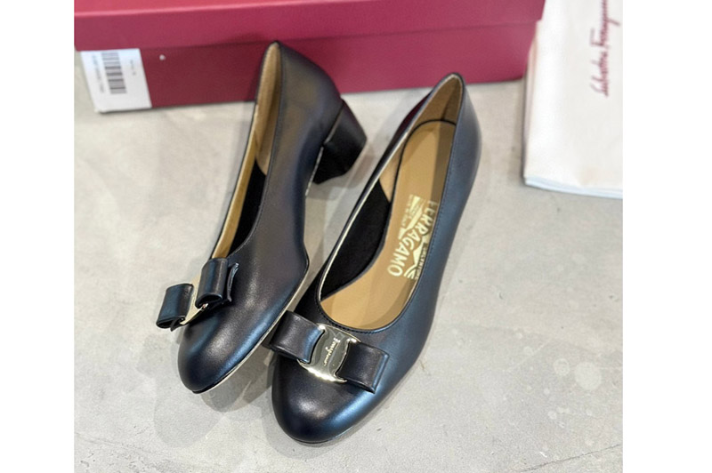 Ferragamo Pumps and Shoe