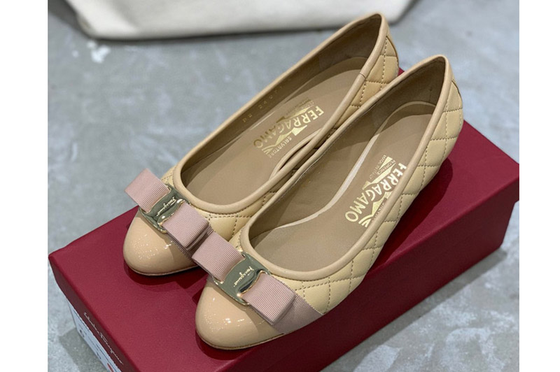 Ferragamo Pumps and Shoe