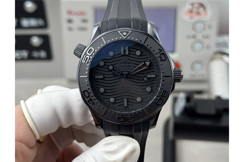 Omega Seamaster 300m 43.5mm Black Ceramic ORF 1:1 Best Edition Ceramic Bezel on Black Rubber Strap OR8806 Super Clone