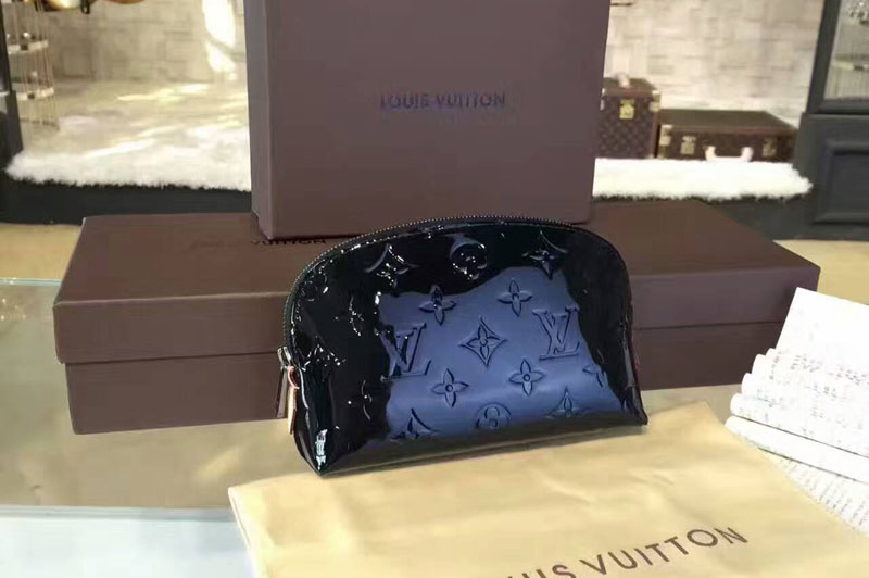 Louis Vuitton Cosmetic Pouch M90009 Black